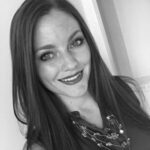 Jessica Shell sharing positive testimonial